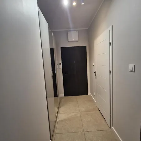 Szarych Szeregow Elegant * ワルシャワ